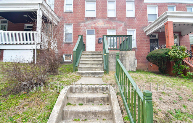 5 S WICKHAM RD