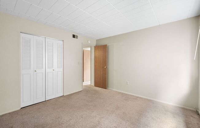 2 beds, 1 bath, 950 sqft, $1,199, Unit 104 B