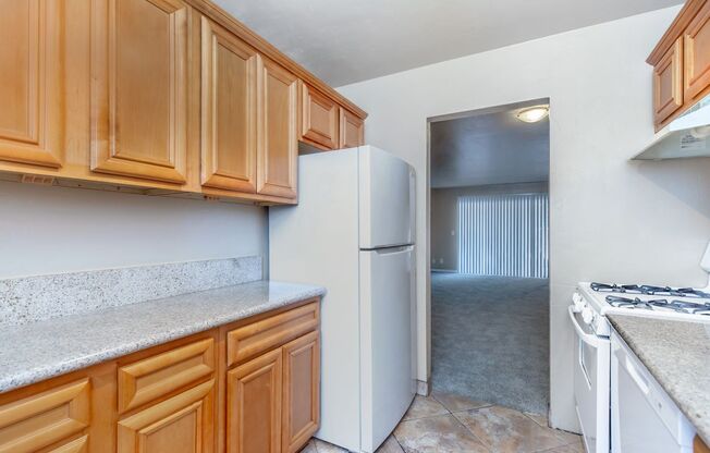 3 beds, 2 baths, 1,010 sqft, $1,360, Unit 151