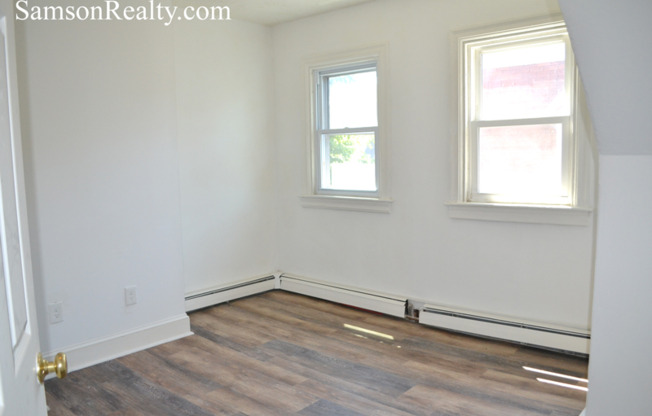 349 Thayer Street 2F