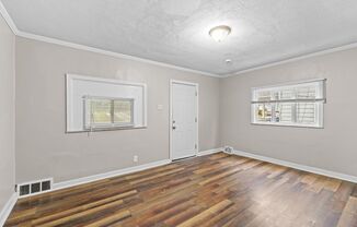 2 beds, 1 bath, $1,150