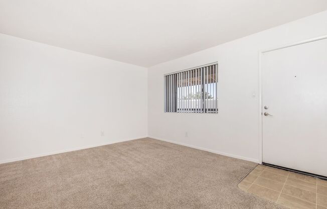 Studio, 1 bath, 400 sqft, $899, Unit 247