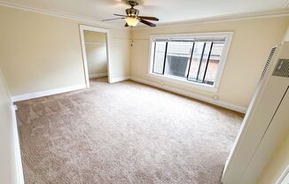 Studio, 1 bath, 455 sqft, $1,395, Unit 1519-304