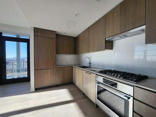 2 beds, 1 bath, 751 sqft, $4,200, Unit 12H