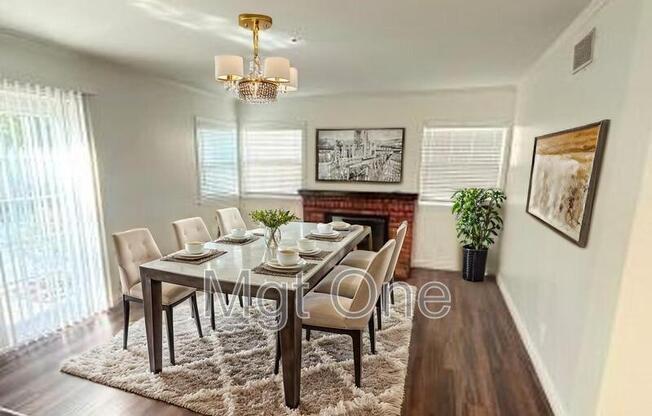 13723 BERKELEY CT