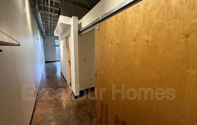 5200 PEACHTREE RD