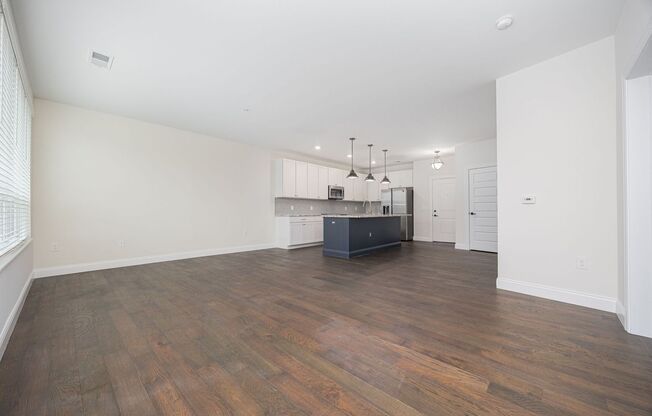 2 beds, 2 baths, 1,193 sqft, $2,200, Unit 301