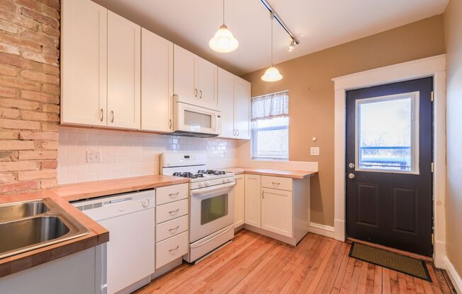 506 Newton Ave North