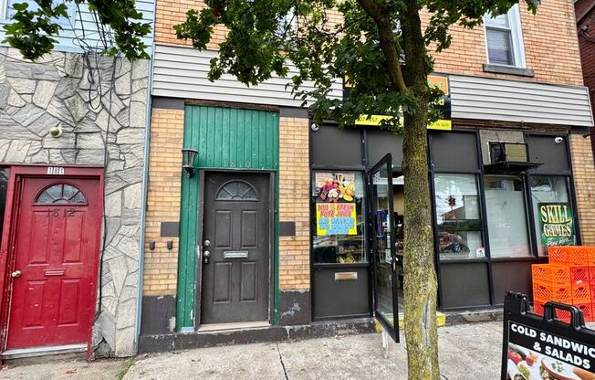 1810 Brownsville Road (LO) Commercial