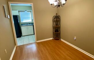 Great Location 2 BR Townhome 1720 Brightside Dr. Apt. #A Near LSU $1100.00