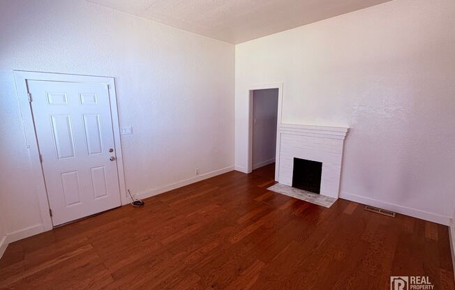 3513 LINCOLN AVE