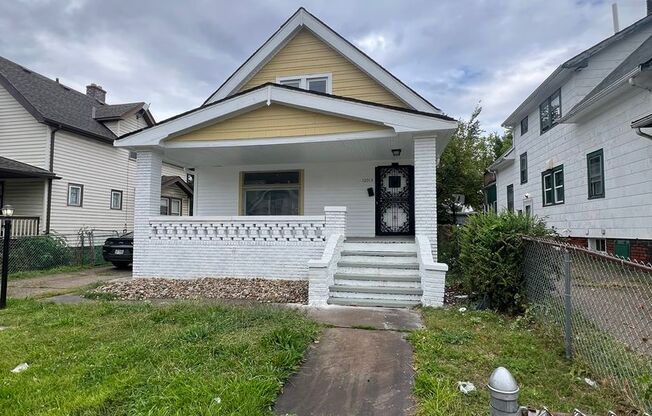 Charming 4-Bedroom Single-Family Home in Cleveland
