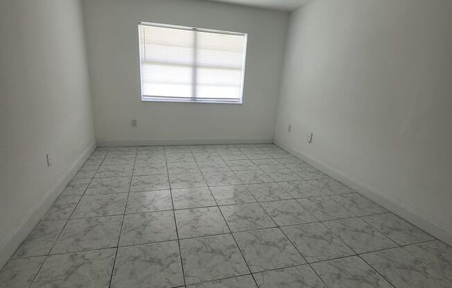 1 bed, 1 bath, 669 sqft, $1,550, Unit 621-204