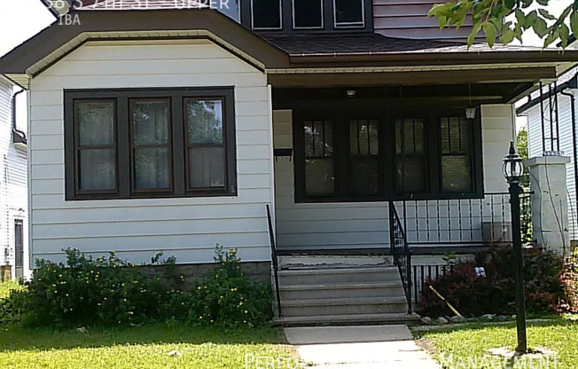 3238 S 7 ST
