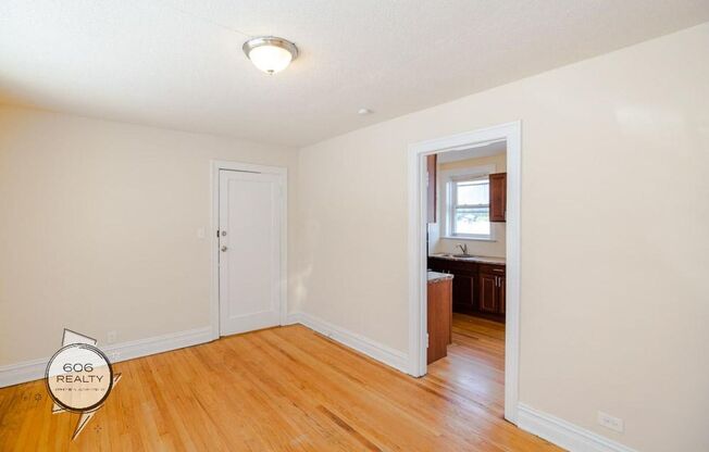 Studio, 1 bath, $850, Unit 5011-9