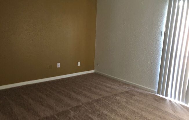 1 bed, 1 bath, 660 sqft, $900, Unit 18-503