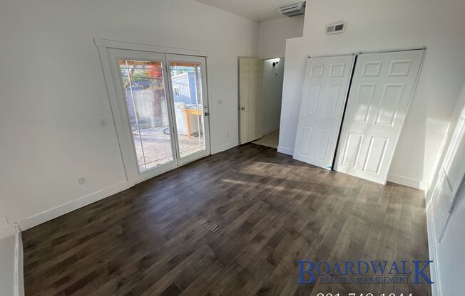 1 bed, 1 bath, 550 sqft, $999, Unit 374 W 1300 N-#2