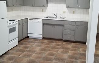 1 bed, 1 bath, 650 sqft, $700, Unit 7