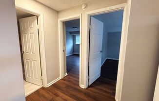 2 beds, 1 bath, 800 sqft, $1,095, Unit 3253-01