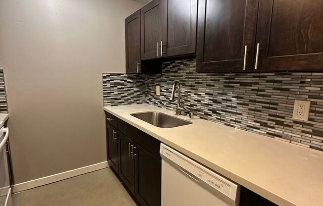 Emerald Place Apartments