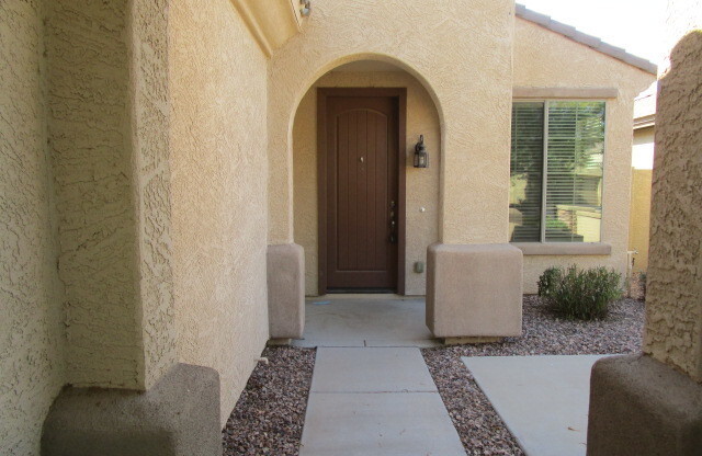 3 beds, 2 baths, $1,900