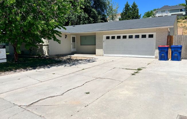 Renovated 3bd/2ba home in heart of Eagle, ID with detached Mother-in-Law Suite