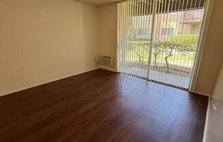 1 bed, 1 bath, 716 sqft, $2,100, Unit P002