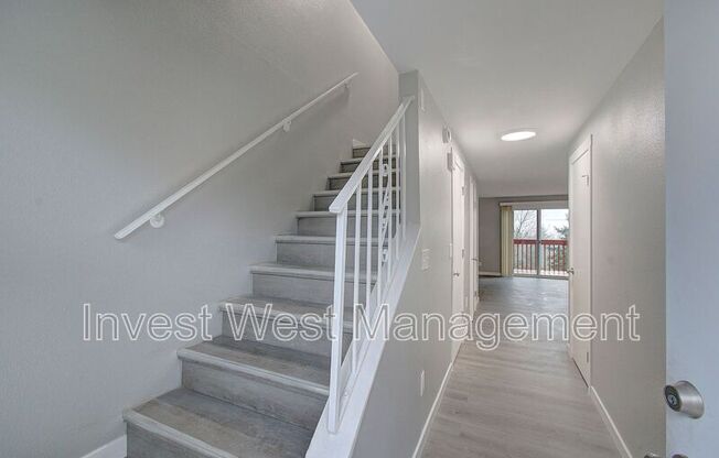 224 NW 12 AVE