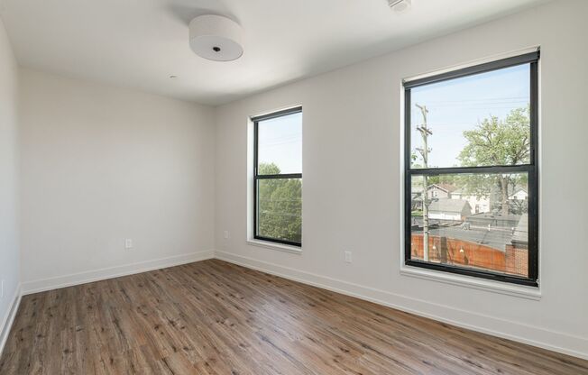 2 beds, 2 baths, $1,750, Unit 1050 N 4th St. Apt. 301