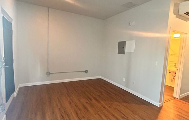 Studio, 1 bath, 394 sqft, $1,850, Unit Apt. 102
