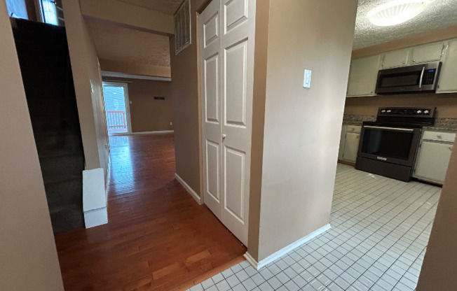 8551 CASTLEMILL CIR