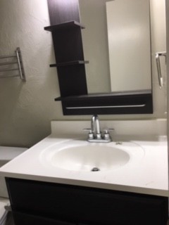 2 beds, 1 bath, 734 sqft, $750, Unit 60