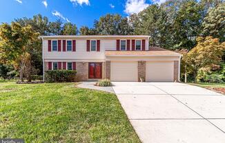 5200 DUNLEIGH DR