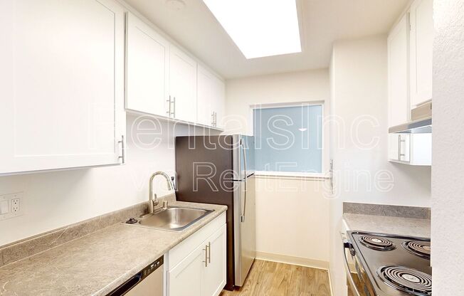 521 ALAMEDA DE PRADO
