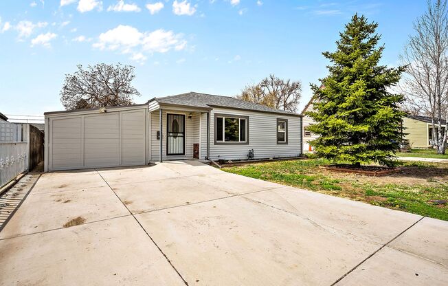 Updated 3BD, 1BA Chaffee Park Home with Back Yard