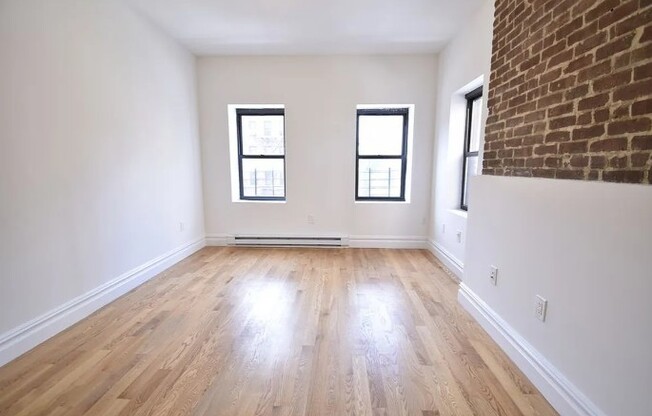 888 10 AVE