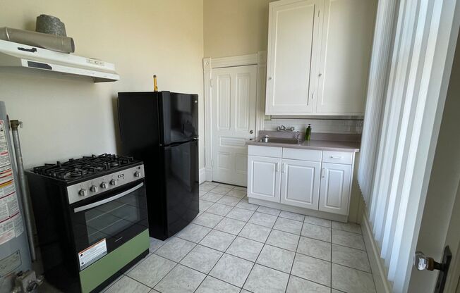 3240 Briggs Ave Unit C - 30% Rental Fee