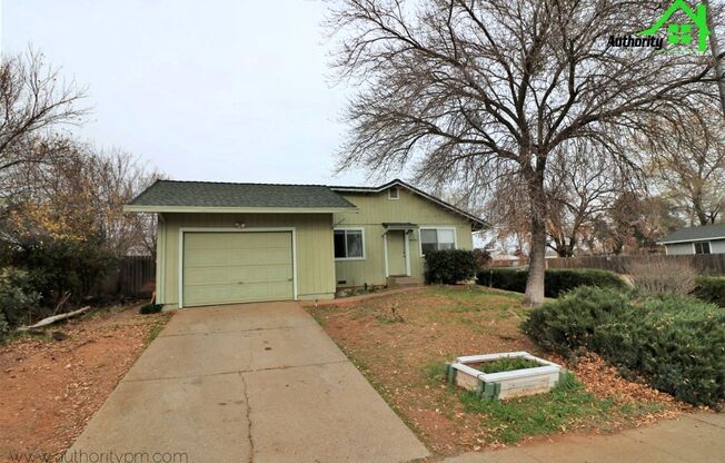 20594 Cinabar - Located in Downtown Cottonwood | Dog/Cats are considered with an additional $50/month each!