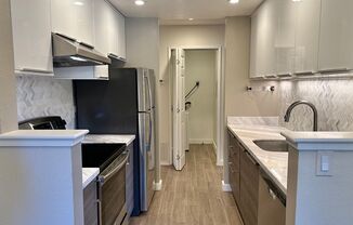 1 bed, 1 bath, $3,200, Unit # 116