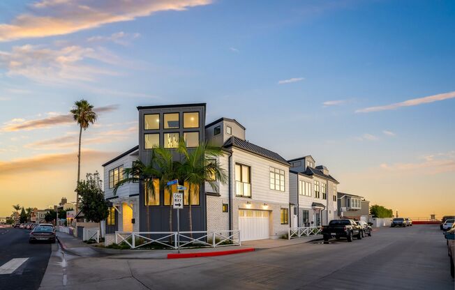 Stunning Brand-New Construction on the Newport Beach Peninsula