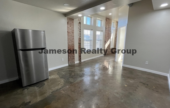 1201 NORTHWEST 2 ST