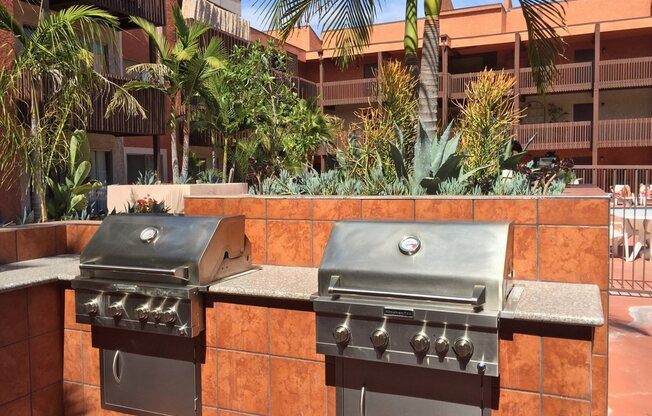 Studio, 1 bath, 550 sqft, $2,045, Unit 252