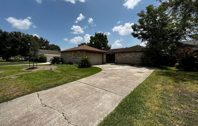 Adorable 1-story 3 bedroom, 2 bath home located in Cy-fair school district!