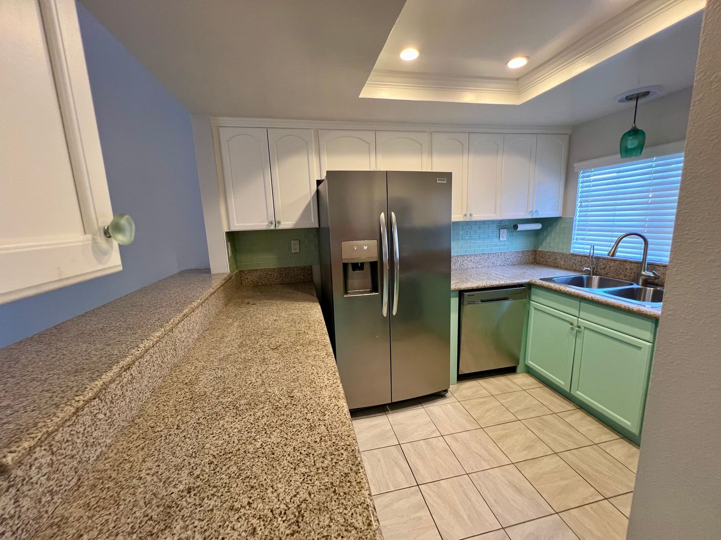 Beautiful 3-Bedroom Condo in Villas at Calavera Hills – End Unit with Scenic Views!