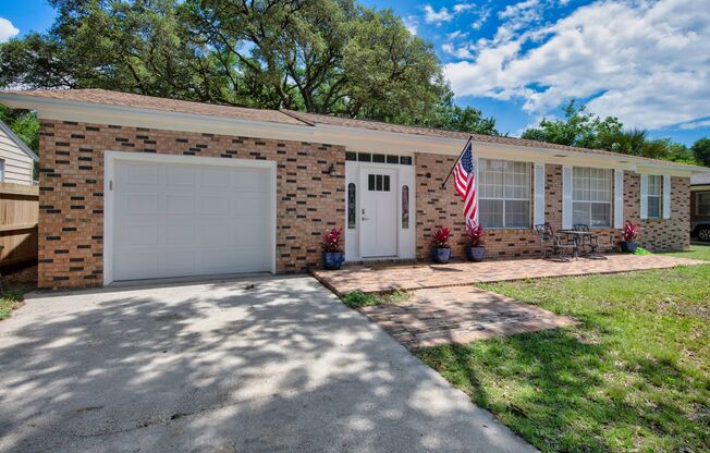 Fully Furnished Home Just Outside NAS Pensacola Available Now!
