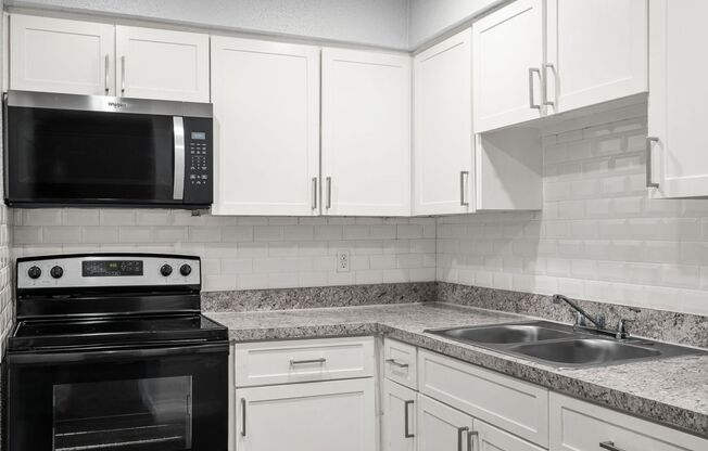 1 bed, 1 bath, 665 sqft, $1,395, Unit 115