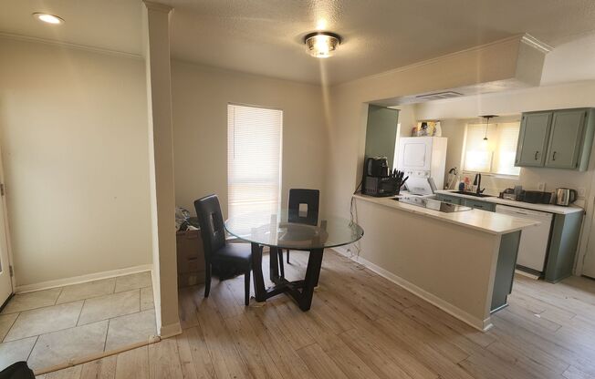 1005 W MLK #B