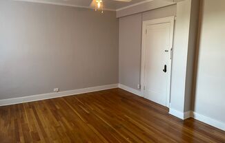 Studio, 1 bath, 315 sqft, $925, Unit 1I