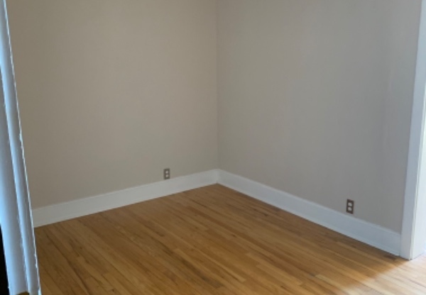 111 Broadway Ave. 11