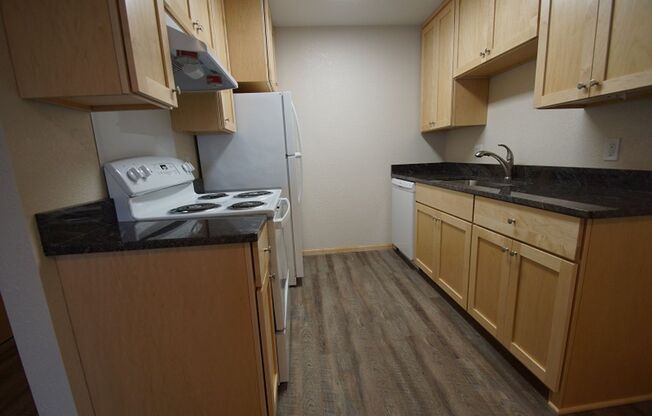 1 bed, 1 bath, 780 sqft, $1,334, Unit 412